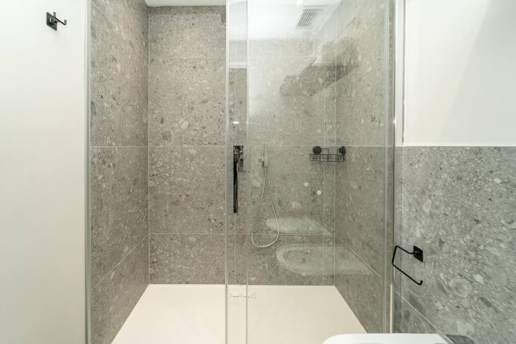 Apt 2 Min From The Cathedral With Private Parking 科莫 外观 照片