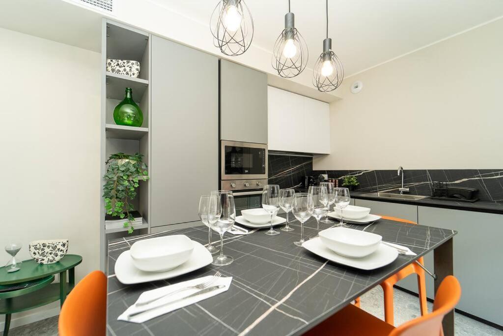 Apt 2 Min From The Cathedral With Private Parking 科莫 外观 照片