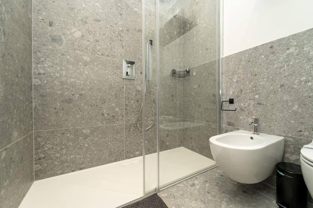 Apt 2 Min From The Cathedral With Private Parking 科莫 外观 照片